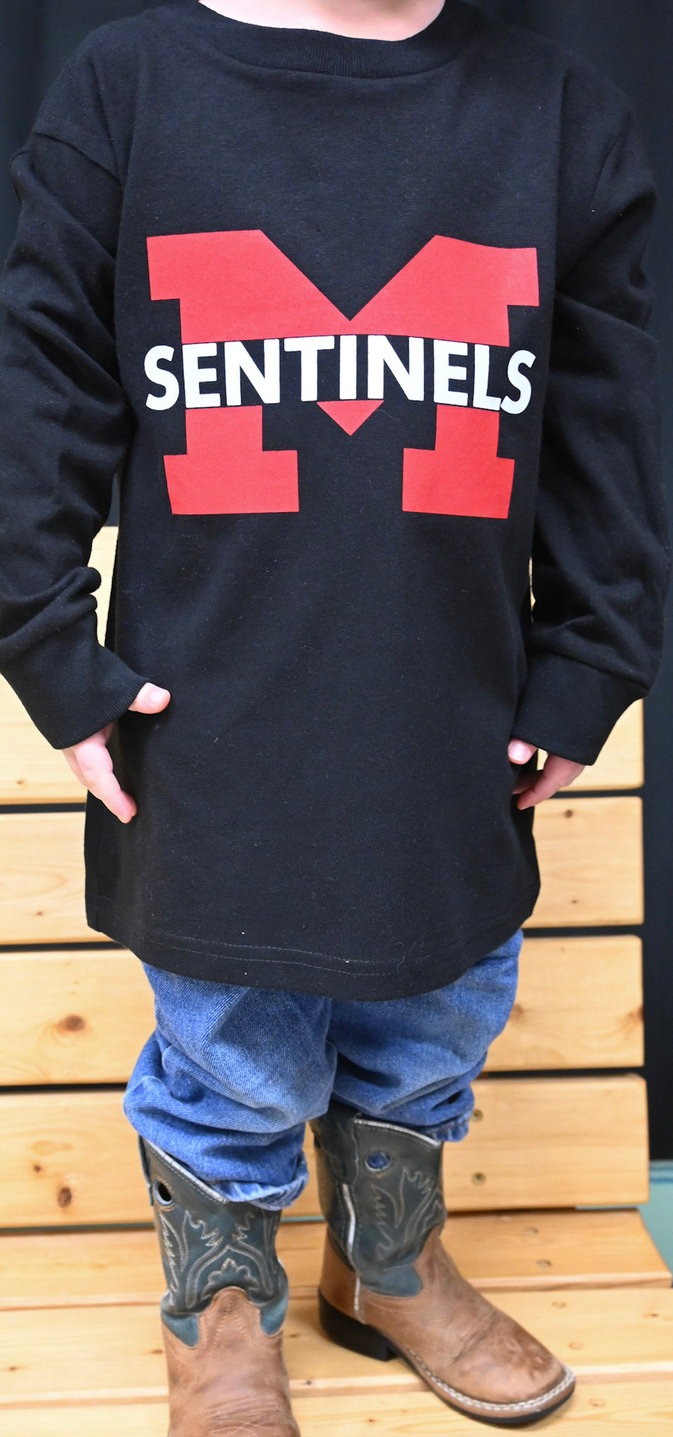 Black short sleeve with red and white Sentinels "M"